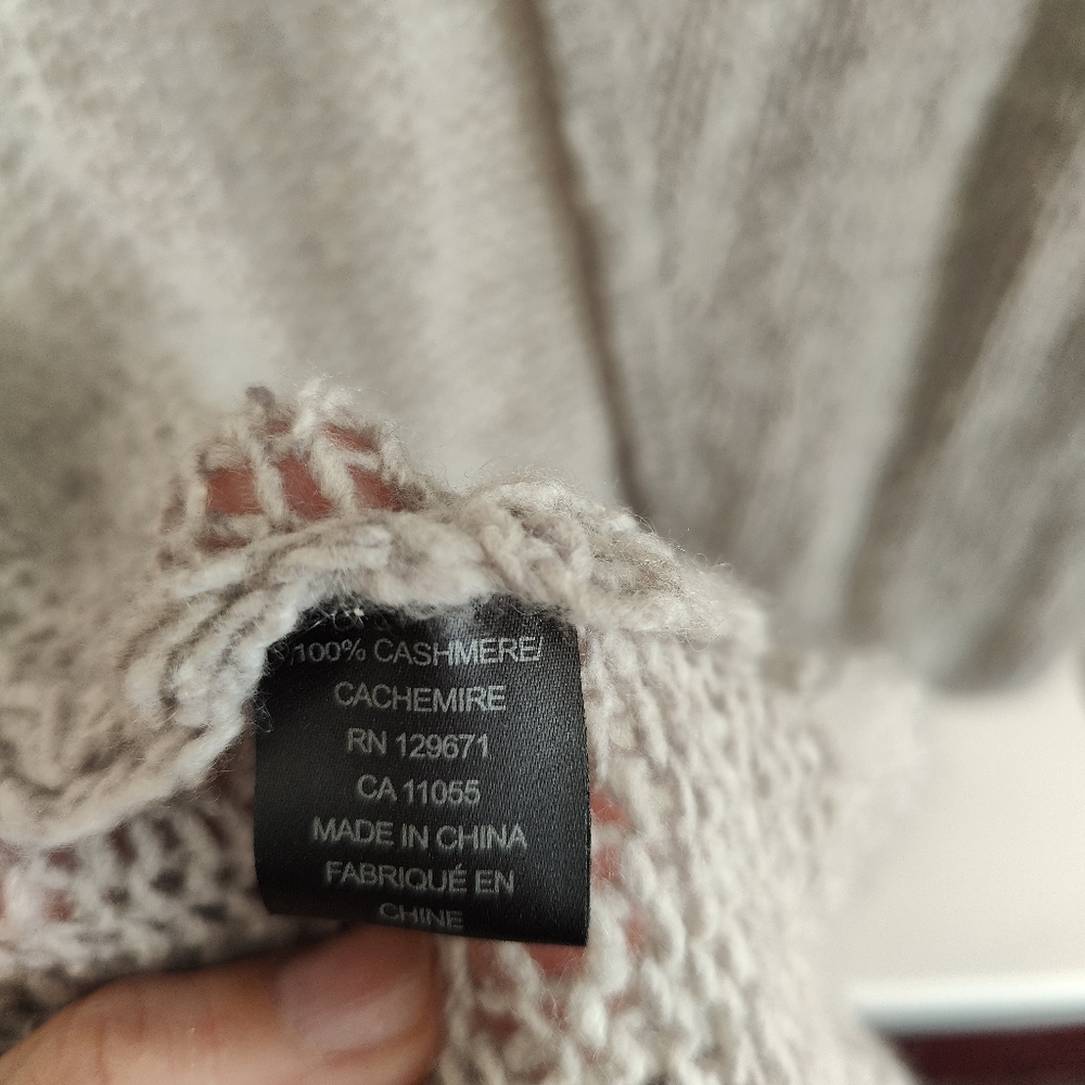 Cashmere Cream Open-Knit Open Back Sweater - Small - image 6